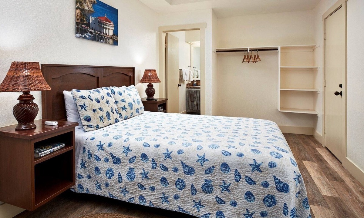 Avalon Hotel | 3 Scenic Hideaway Units Perfect for Budget-Friendly Escapes