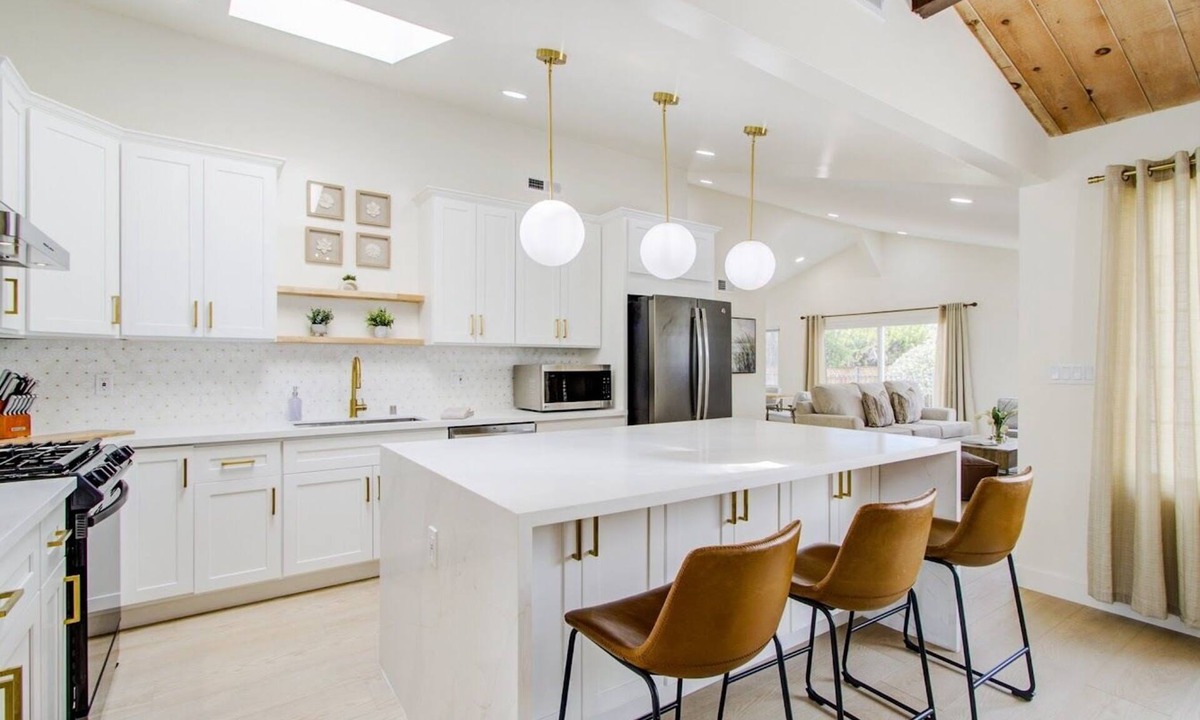 Mission Fields House | 3892 Carmel Pearl - Remodeled, A Perfect Getaway