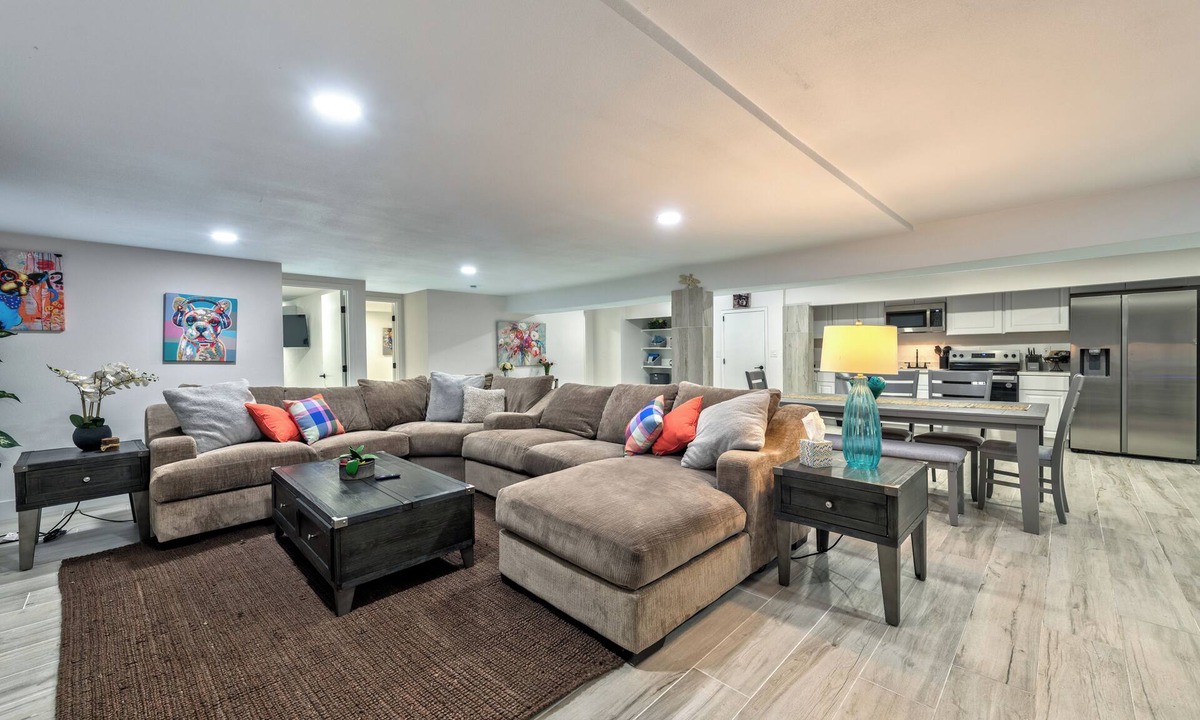 Enterprise House | 777Rentals - 7BR/4.5BA - Southwest Ranch