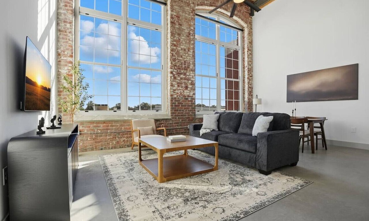 Judson Apartment | Bright, Spacious 1BD Apt Close to DT GVL