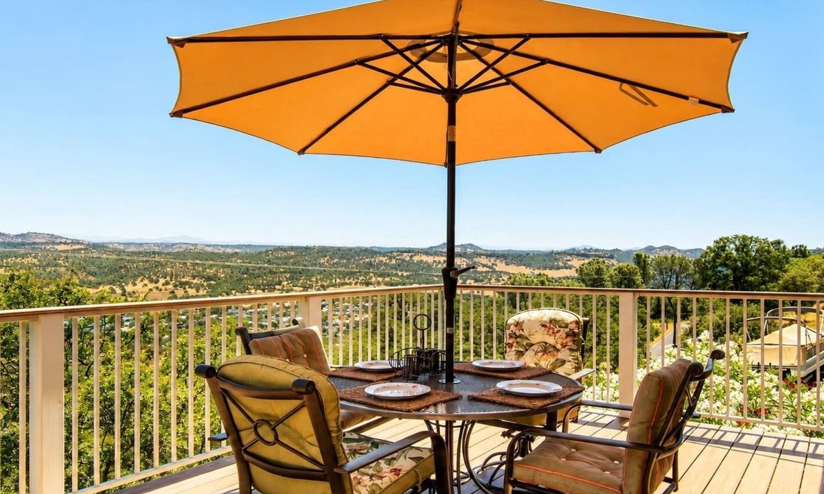 Copperopolis House | Copperopolis Home - Lake Access & Mtn Views