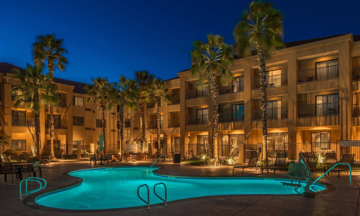 Palm Desert Hotel | Courtyard by Marriott Palm Desert