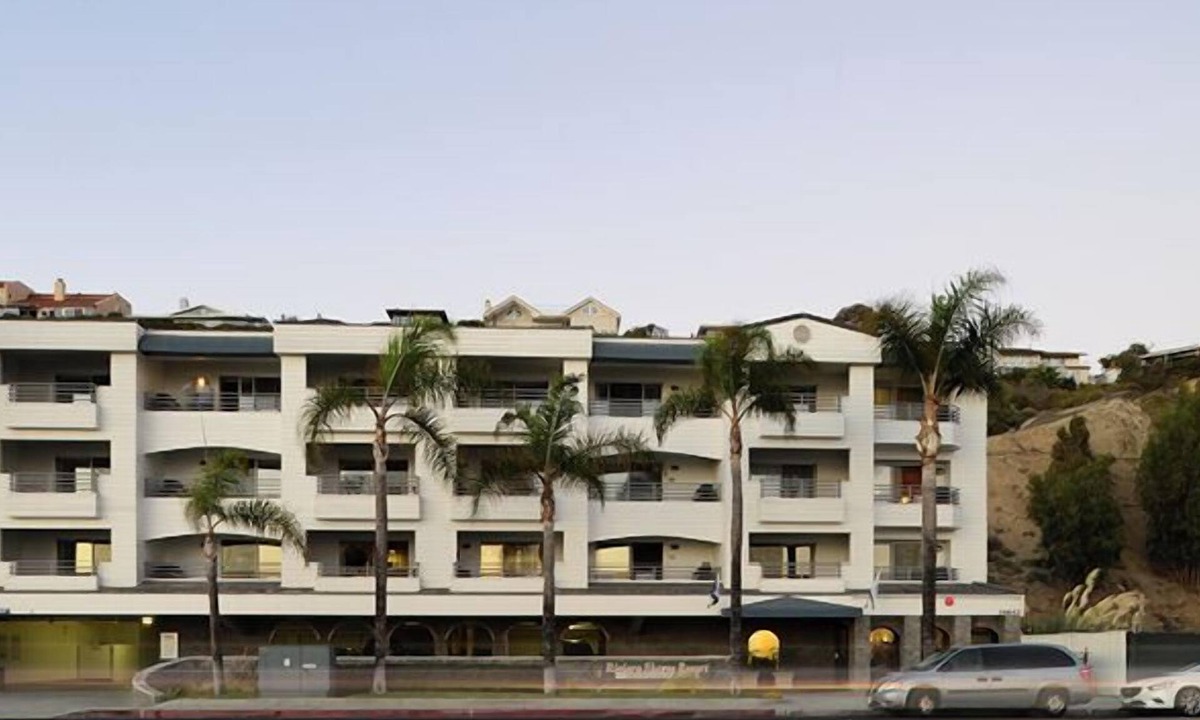 Capistrano Beach Condo | Dana Point | Couples Oceanfront Stay | Pool + Views