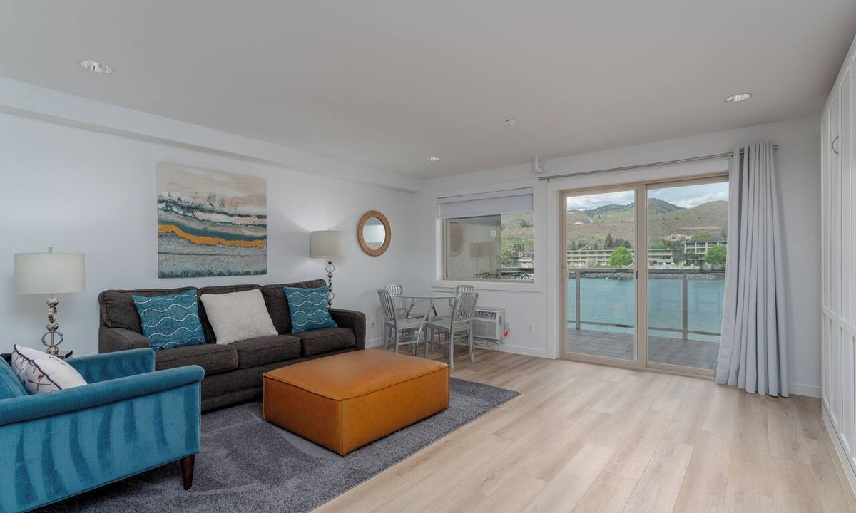 Chelan Condo | Grandview 628 Waterfront condo on Lake Chelan