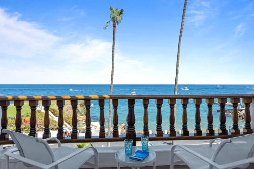 Avalon House | H882 - Hamilton Cove Villa 8-82