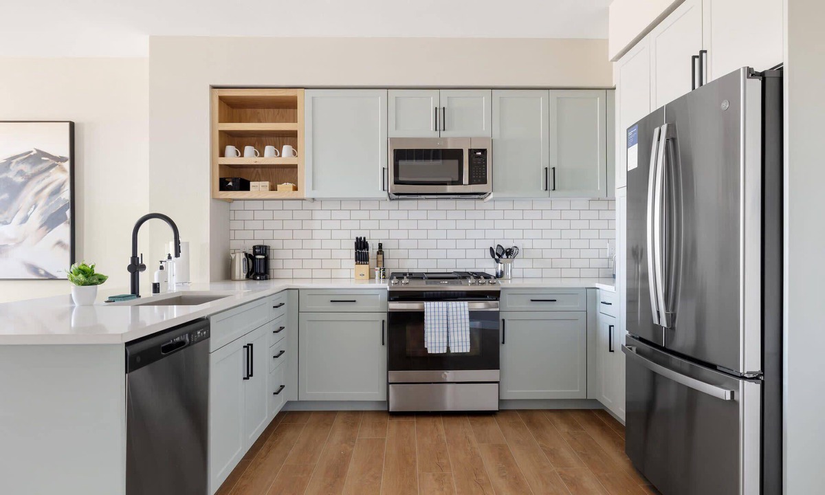 Santa Clara Apartment | Kasa | Light & Airy Room, Near SJC Airport | Santa Clara