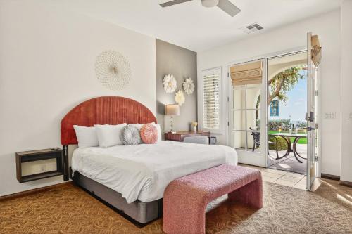 La Quinta Apartment | LV021 Single Story Studio on a Quiet Greenbelt