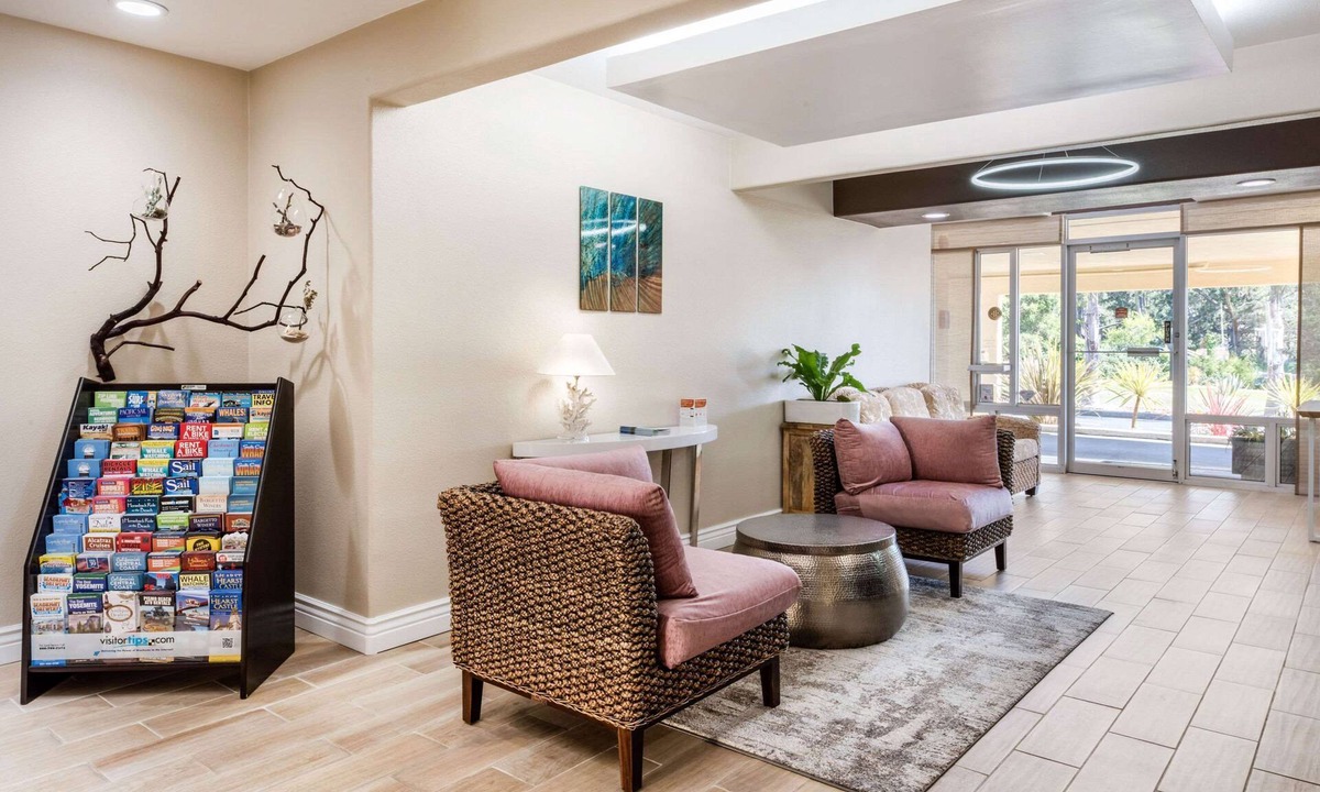 Capitola Hotel | Quality Inn & Suites Capitola By the Sea