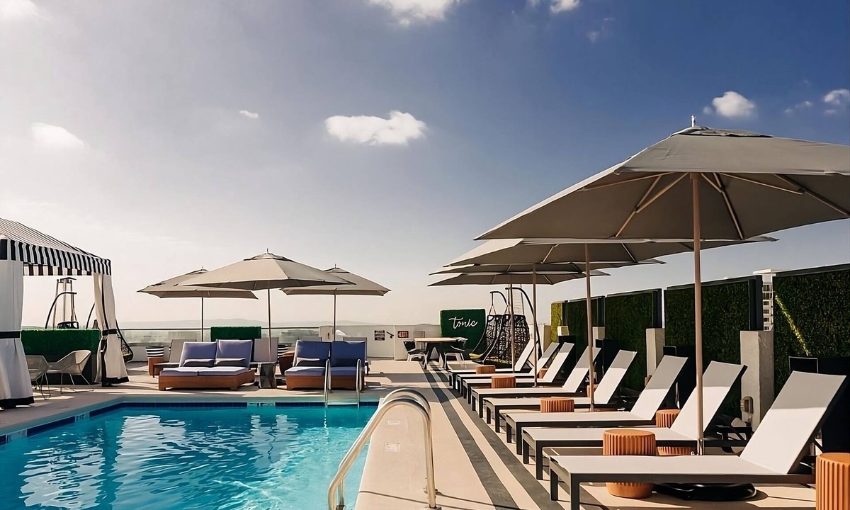 Norma Triangle Hotel | Rooftop Pool & Lounge, Steps to Sunset Strip, Dining & Beverly Hills Attractions