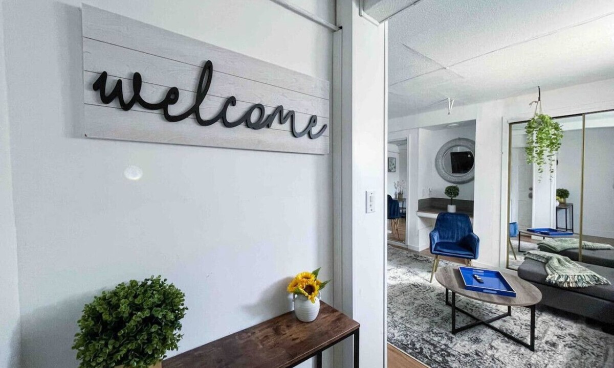San Bruno House | Spacious Backyard |BBQ, Games, Fast-WiFi, Sleeps 8