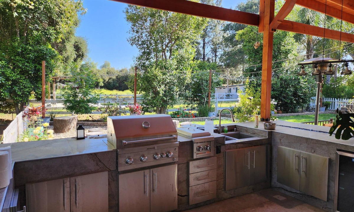 Santa Susana House | Spacious Ranch Retreat - Perfect for Nature Lovers