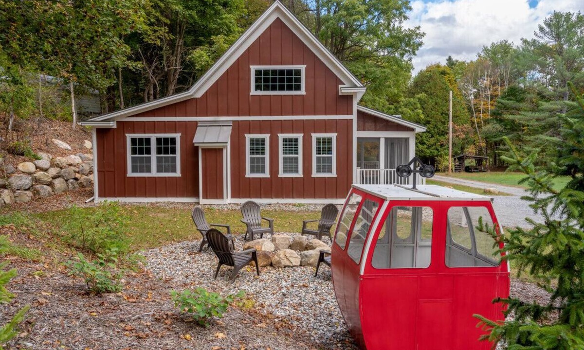 North Creek Apartment | The Alexander Barn - Brand new!