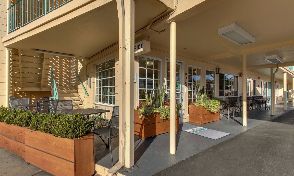 Downtown Monterey Hotel | The Stevenson Monterey
