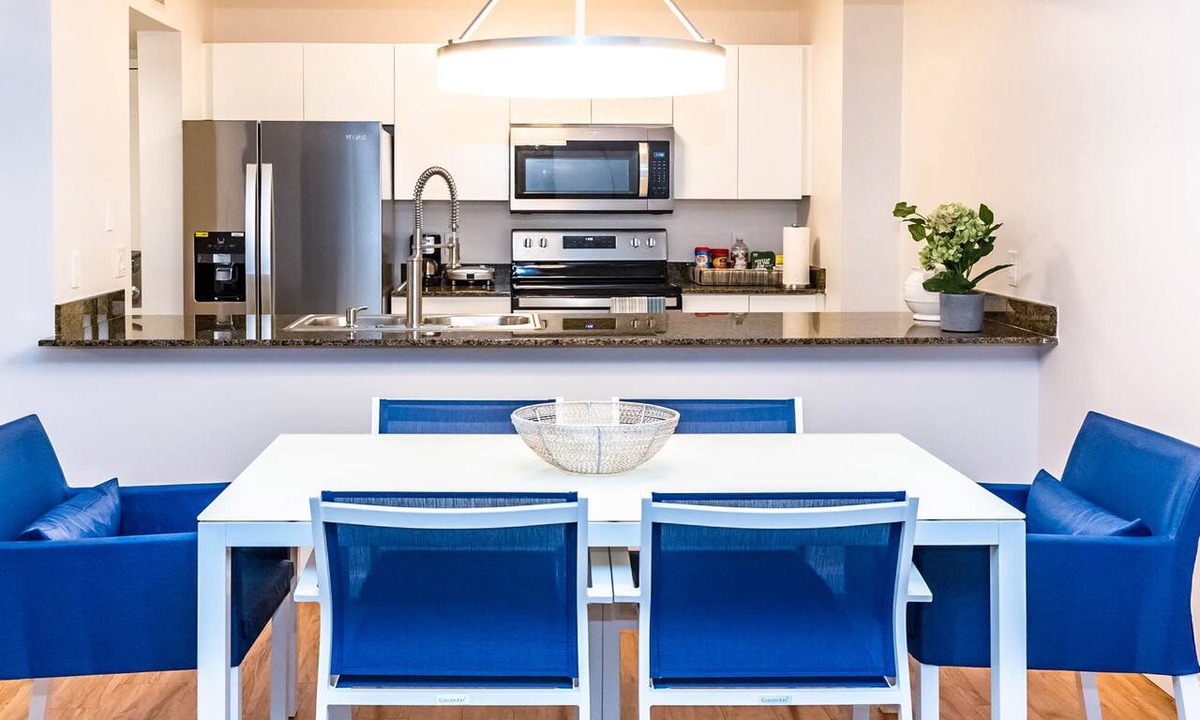 Brickell Apartment | Top Stay Miami - Blue@Brickell w/Balcony & Parking