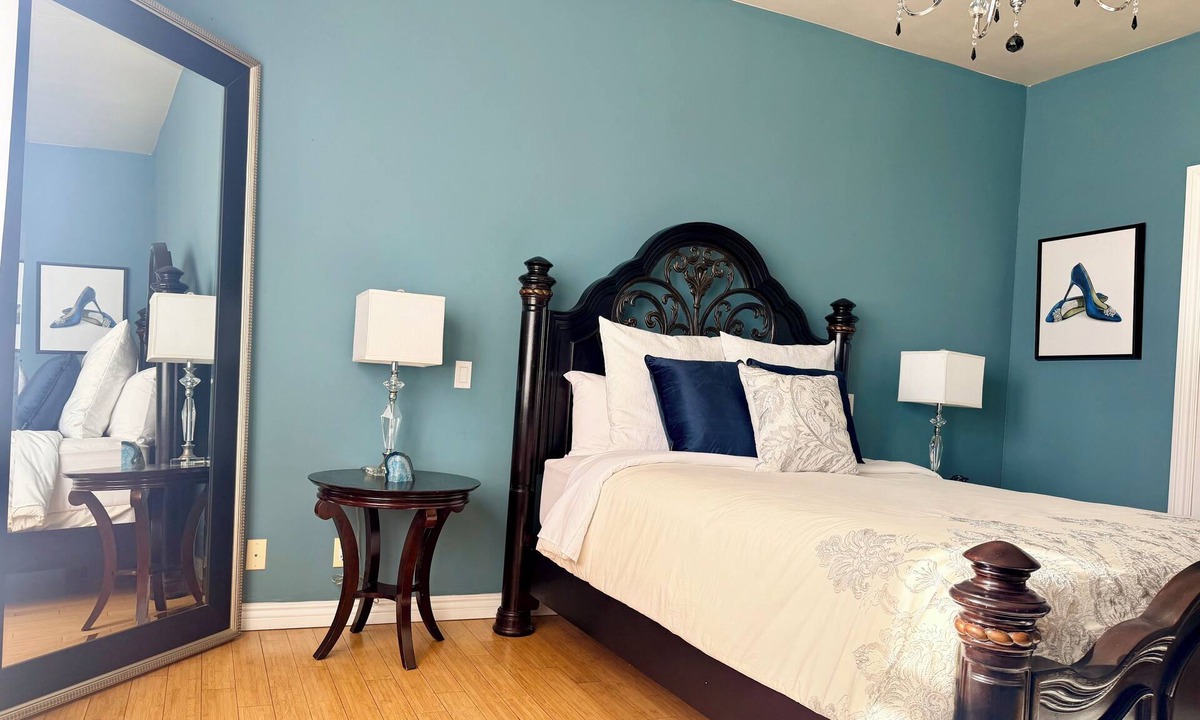 La Canada Flintridge Bed & Breakfast | Welcome to your serene hillside Bed & Breakfast retreat