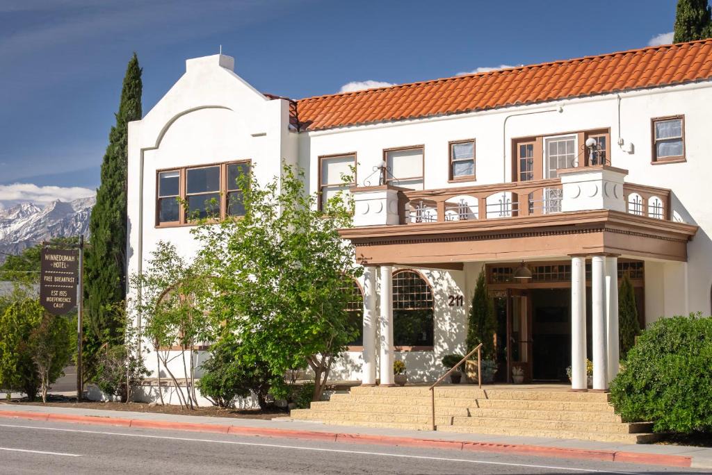 Independence Hotel | Winnedumah Hotel