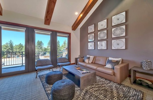 South Lake Tahoe Condo | 110 m² Condo ∙ 2 bedrooms ∙ 6 guests