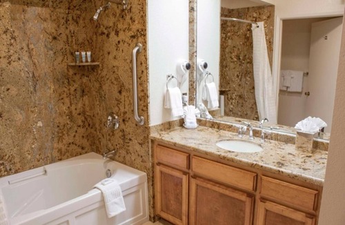 Avila Beach Hotel | 2-Unit Ocean Escape! Kitchen & Balcony | Outdoor Pool, Gym, Free Parking!