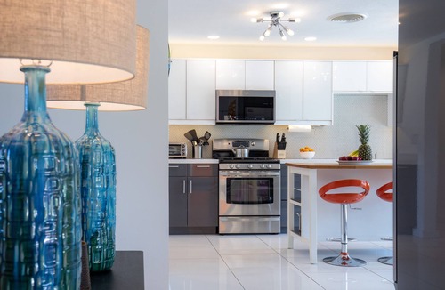 Palm Springs House | Atomic Tiki Special Spring & Summer Rates Now In Effect