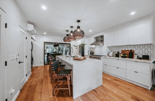 Crown Point House | B5416 Beach Barn - Three Bedroom House, Sleeps 8