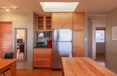 Sharp Park Apartment | Beachfront Ocean Views 20 mins to San Francisco! (Neptune 3)