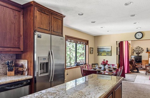 Lake Arrowhead Cottage | Beautifully Remodeled Kitchen Peaceful Mountain Views Sutter by Avantstay