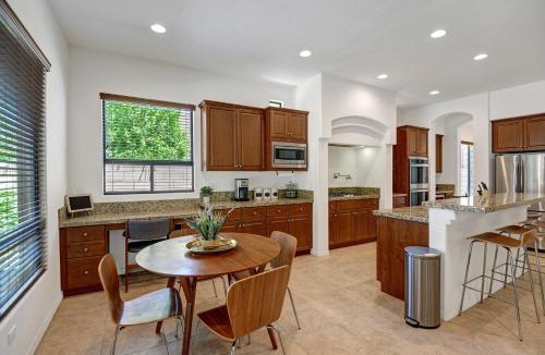 Indio House | Big Yard REAL Grass Open Floor Plan Total Privacy
