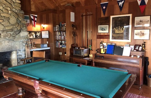 Inverness House | Camp Runamock - Deluxe Cabins Overlooking Tomales Bay