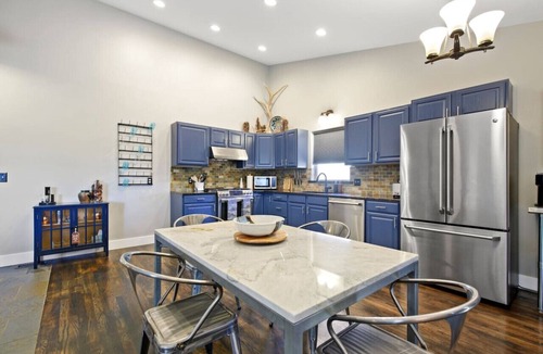 Bozeman House | Charming Pet Friendly Home near Downtown Bozeman
