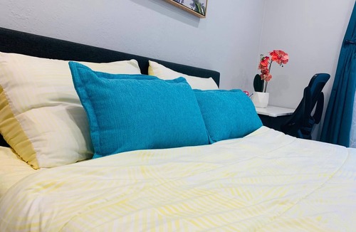 Mountain View House | Cozy private room in a house for two in Martinez