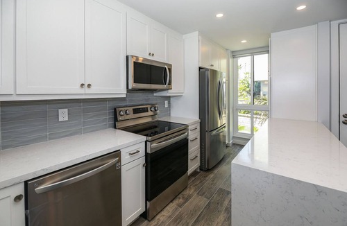 Townsite Condo | Direct Ocean Front Cottage D26 - Seaside Cottage North Coast Village