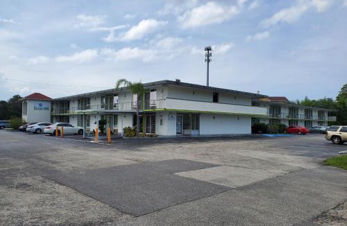 National Gardens Hotel | Econo Inn - Ormond Beach
