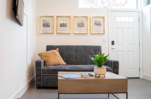 Mount Baker Apartment | Explore Seattle - Free Parking, Steps to Light Rail, Stadiums and VA