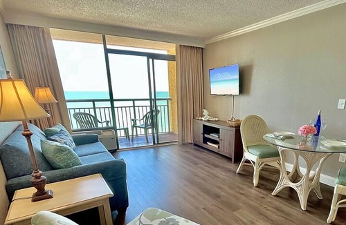 Myrtle Beach Condo | Flawless Direct Oceanfront Suite @ The Caravelle