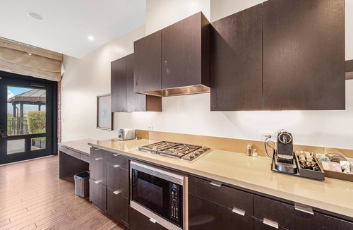 Fisherman's Wharf Hotel | Ghirardelli Square Luxury Bayview Residence