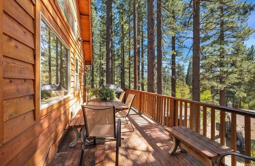 Black Bart Cabin | Gorgeous & Modern Cabin nr. Heavenly, Casinos and Outdoor Adventures