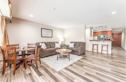 Chelan Condo | Grandview 644 Waterfront condo on Lake Chelan