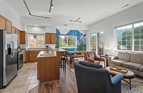 Downtown Leavenworth Condo | Great Views from 2-bedroom condo in Downtown Leavenworth