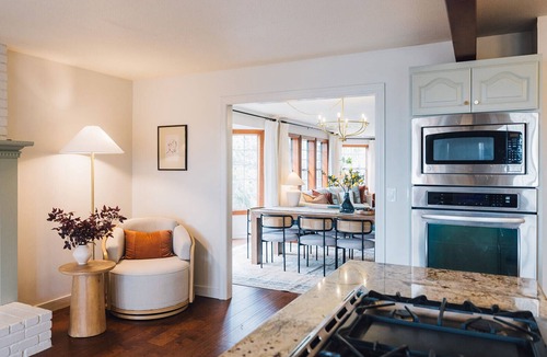 Oakhurst Cottage | Hidden Forest Castle - Dome, Spa, Sauna, Views, Games, Movie Theater