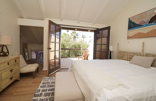 Palm Springs House | Hidden Gem - Spacious and Gorgeous Getaway by the Pool