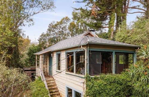 Mill Valley Cottage | Historic Town Center Cottage