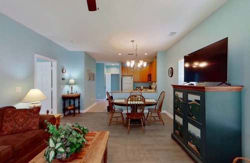 Red Hill Condo | Inviting condo with golf, tennis, pool, central AC, & W/D