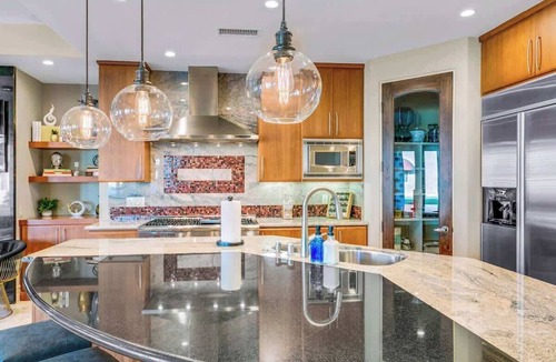 Bermuda Dunes House | La Dolce Vita Estate - Luxury Retreat w/Game Room