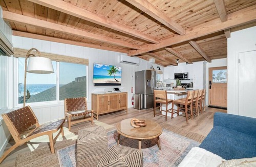 South Oceanside Condo | Luxury Ocean View Beach Escape w/Private SPA, SunDeck, BBQ, EV Charger, Pets ok