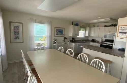 Holden Beach House | Oceanfront retreat in Holden Beach, 5BR/5BA, sleeps 16, perfect for family fun!