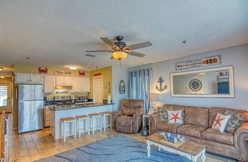 Surfside Beach Condo | Oceanview Paradise: Relaxing 2-Bedroom Condo in Surfside Beach