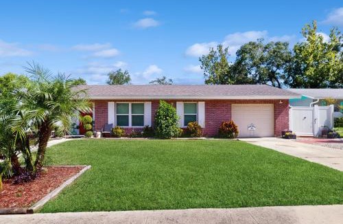 Longwood House | Pool Access! Dog-Friendly Retreat 16 Mi to Orlando