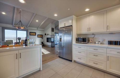 Paso Robles House | Private Pool, Firepit & Wine Room Near Top Paso Wineries | Devi Ranch