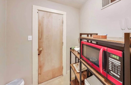 Glen Park Apartment | Quiet Studio near Glen Park