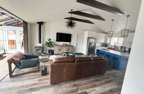 Sundance House | Secluded 220-Acre Dark Sky Community -Sundance 10 min -Park City 25 min